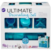 Wilton Ultimate Cake Decorating Set 3 Wilton Ultimate Cake Decorating Set